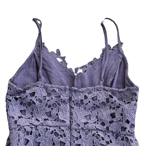 Astr Lace Midi Dress in Navy Blue Size Medium - Picture 7 of 8